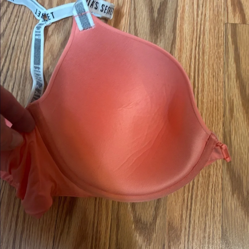 Victoria’s Secret T-shirt lightly lined, Demi Bra, Peach, 38DD